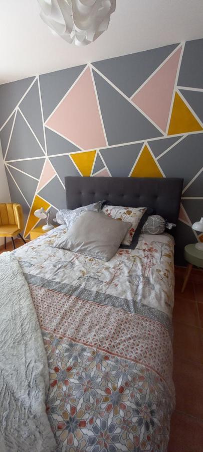 Appartement Cocooning A La Ferme Систерон Экстерьер фото